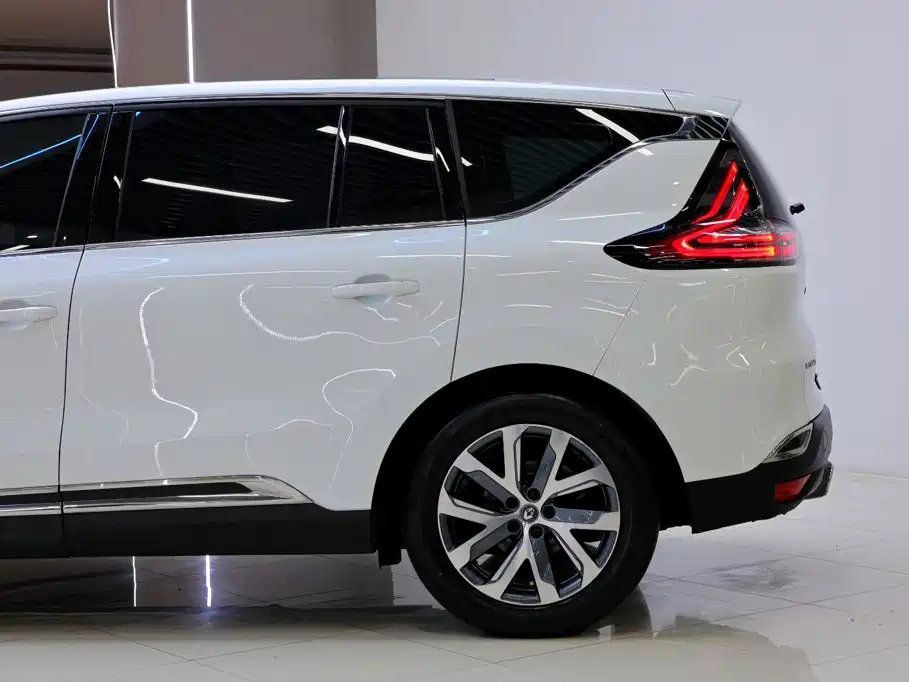 Renault Espace Classic 2018 2018 TCe 300 Adventure