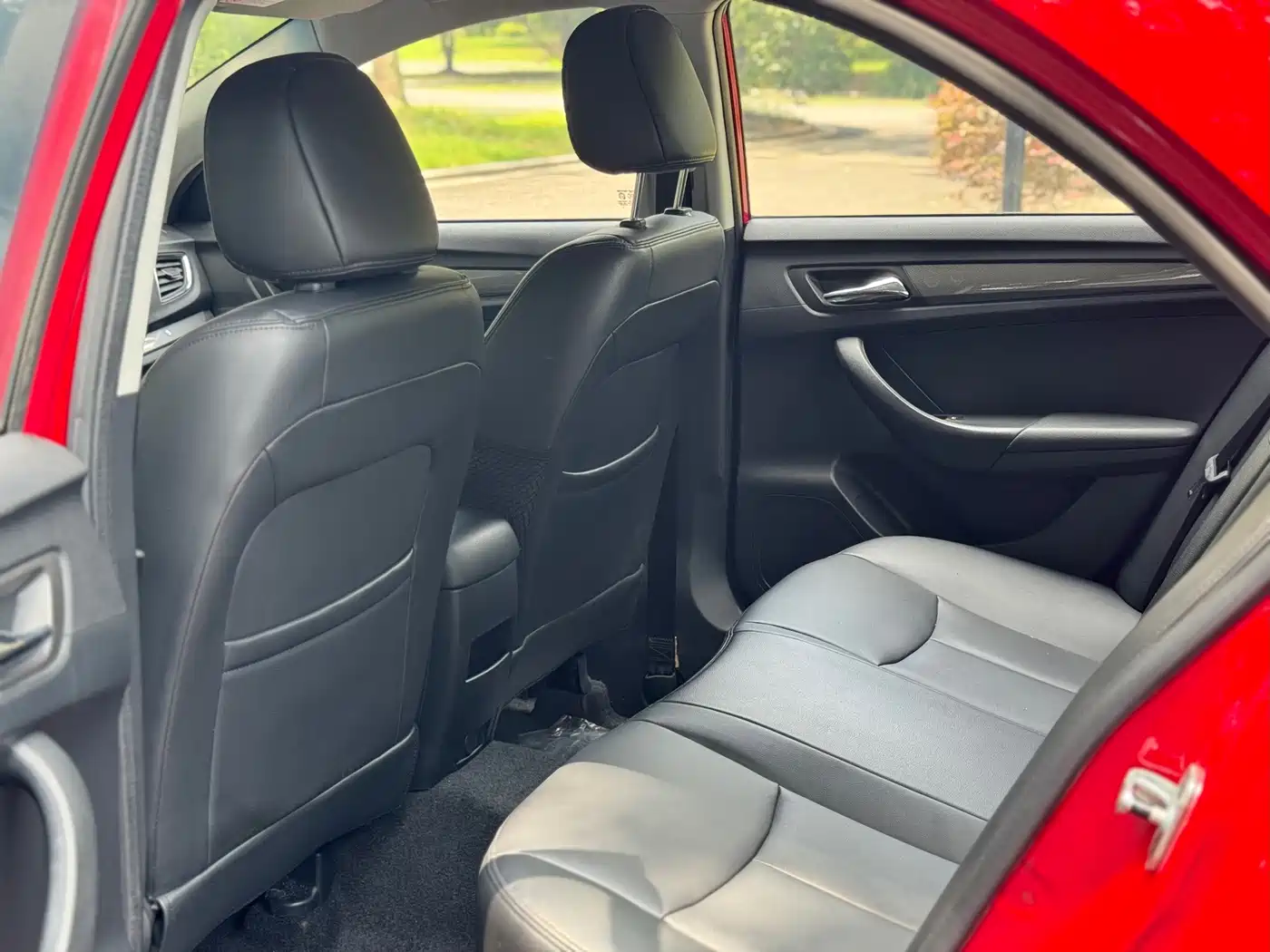 Roewe 360 2016 2015 1.5L Automatic Luxury