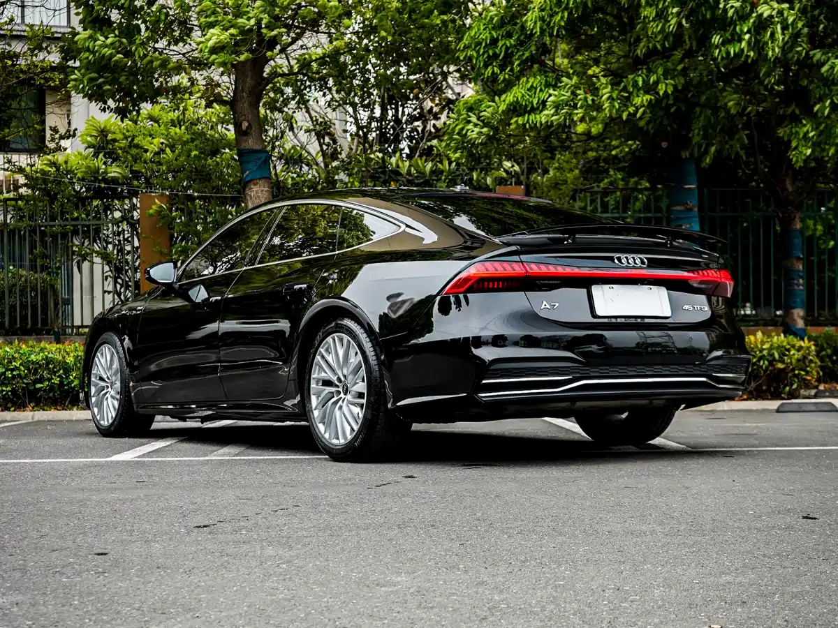 AUDI A7