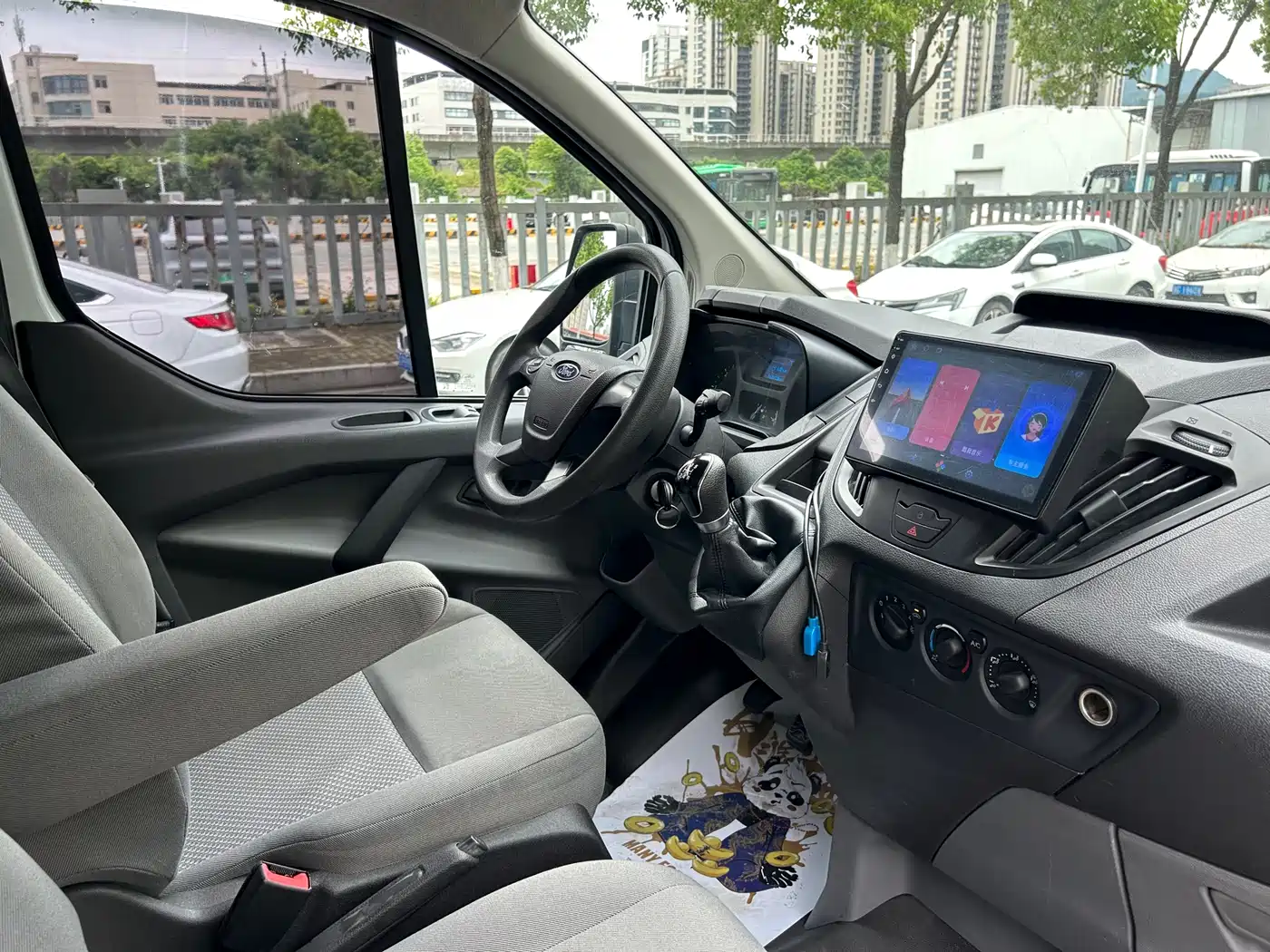 Ford Transit 2021 2019 2.0T Diesel Multi-Purpose Commercial Vehicle Short Wheelbase Low Roof 6-Seater China VI