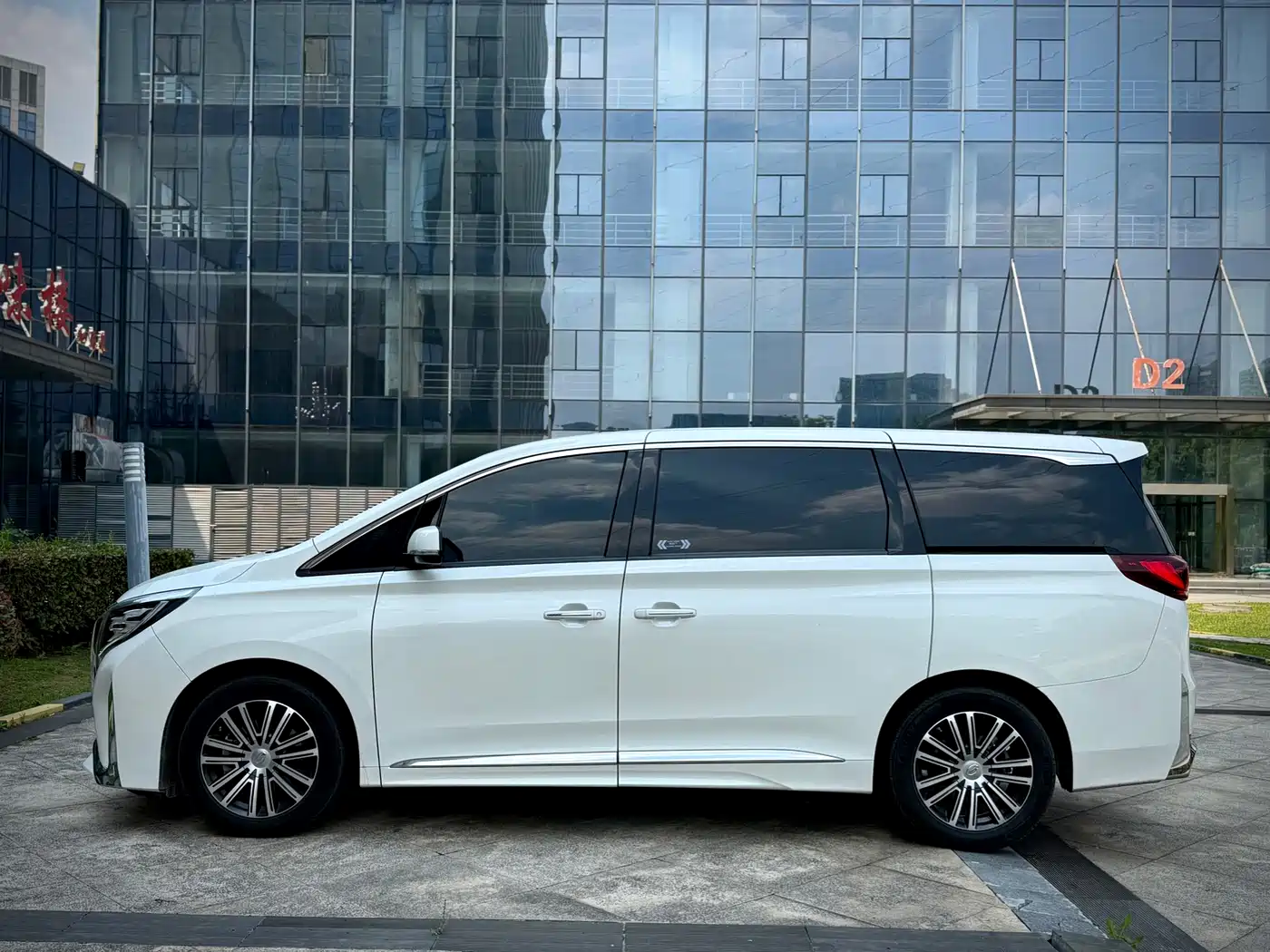 GAC Trumpchi Trumpchi M8 2021 Leading Show Series 390T Prestige Edition фото 7