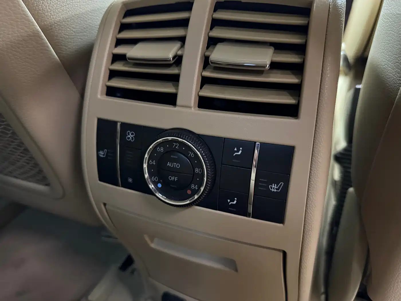 Mercedes-Benz GL-Class фото 39