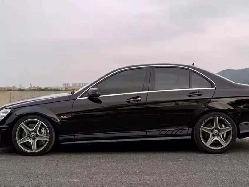 Mercedes-Benz C-Class AMG 2010 AMG C 63 Sport Enhanced Edition фото 40