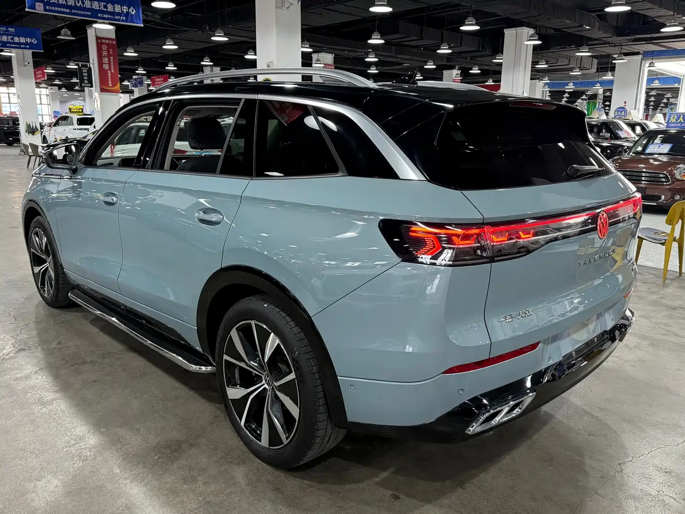 Volkswagen Talagon 2023 380TSI 4WD R-Line Touring Edition фото 9
