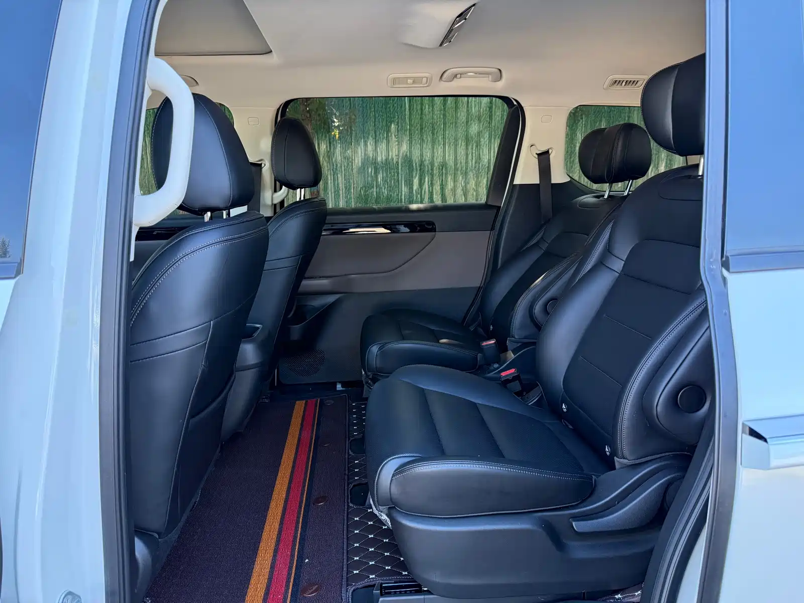Фото 8 - GAC Trumpchi Trumpchi E8