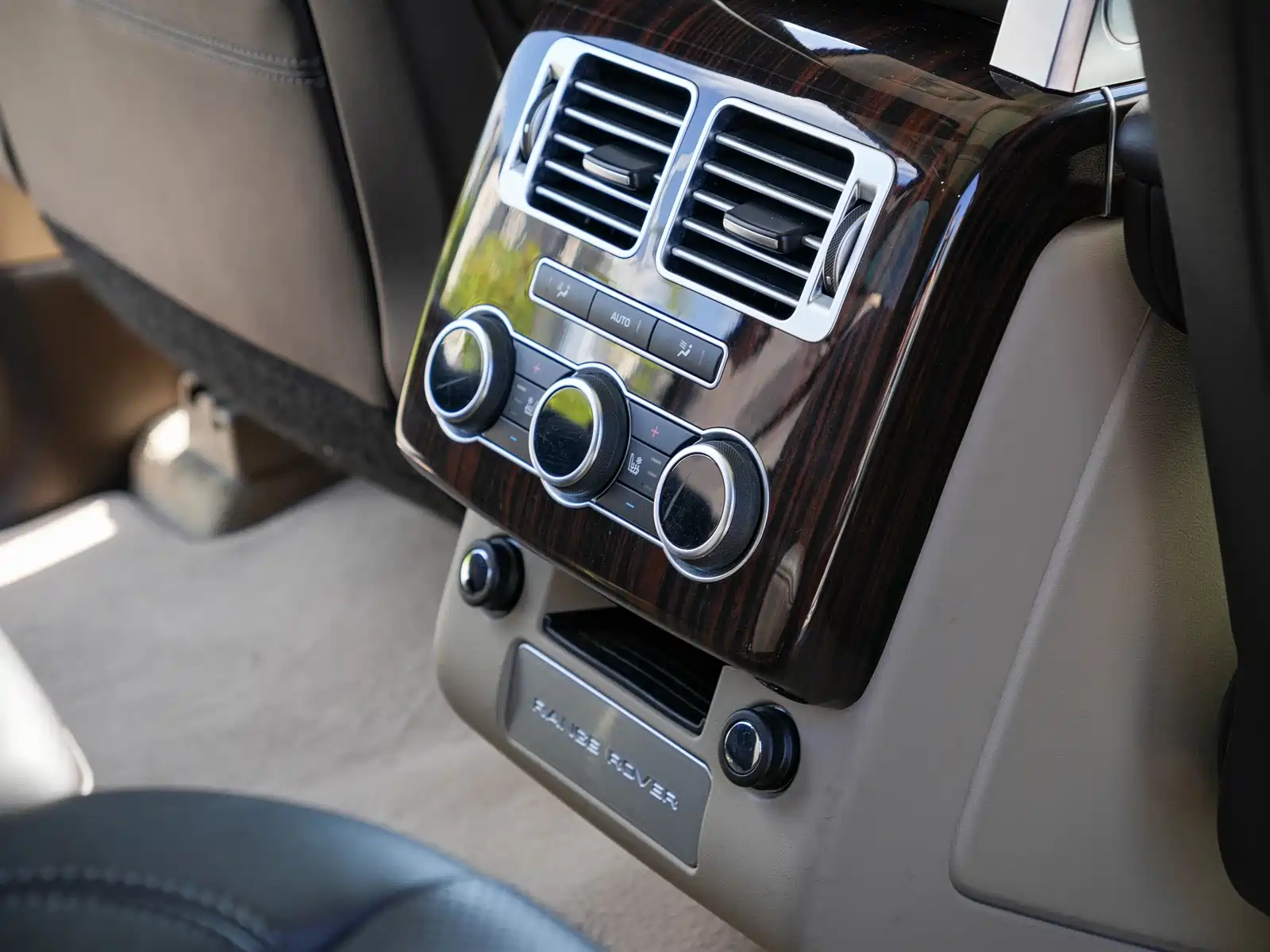 Фото 28 - Land Rover Range Rover