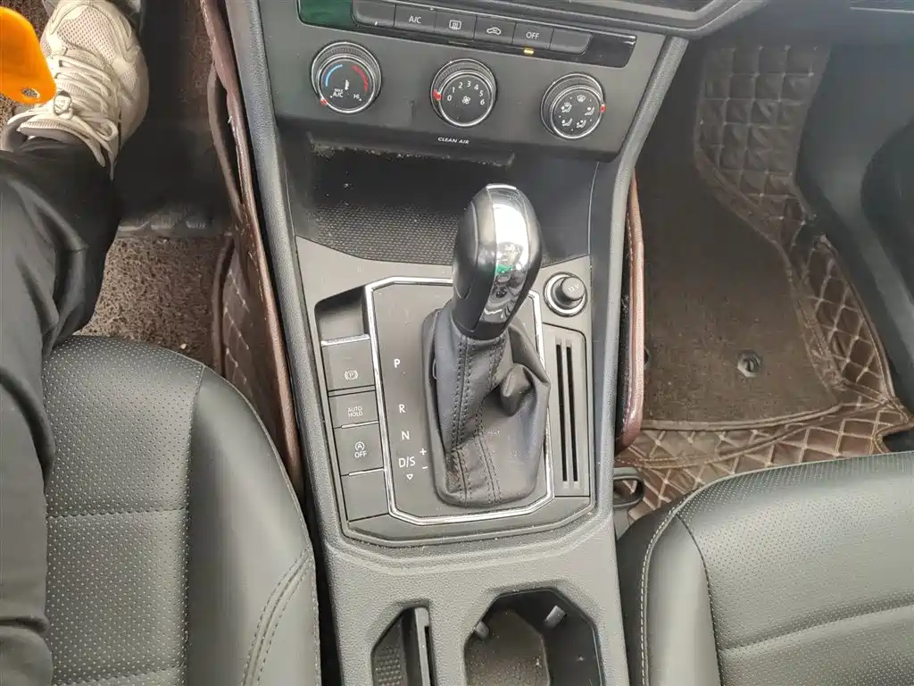 Volkswagen Lavida 2018 1.5L Automatic Comfort Version China V фото 14