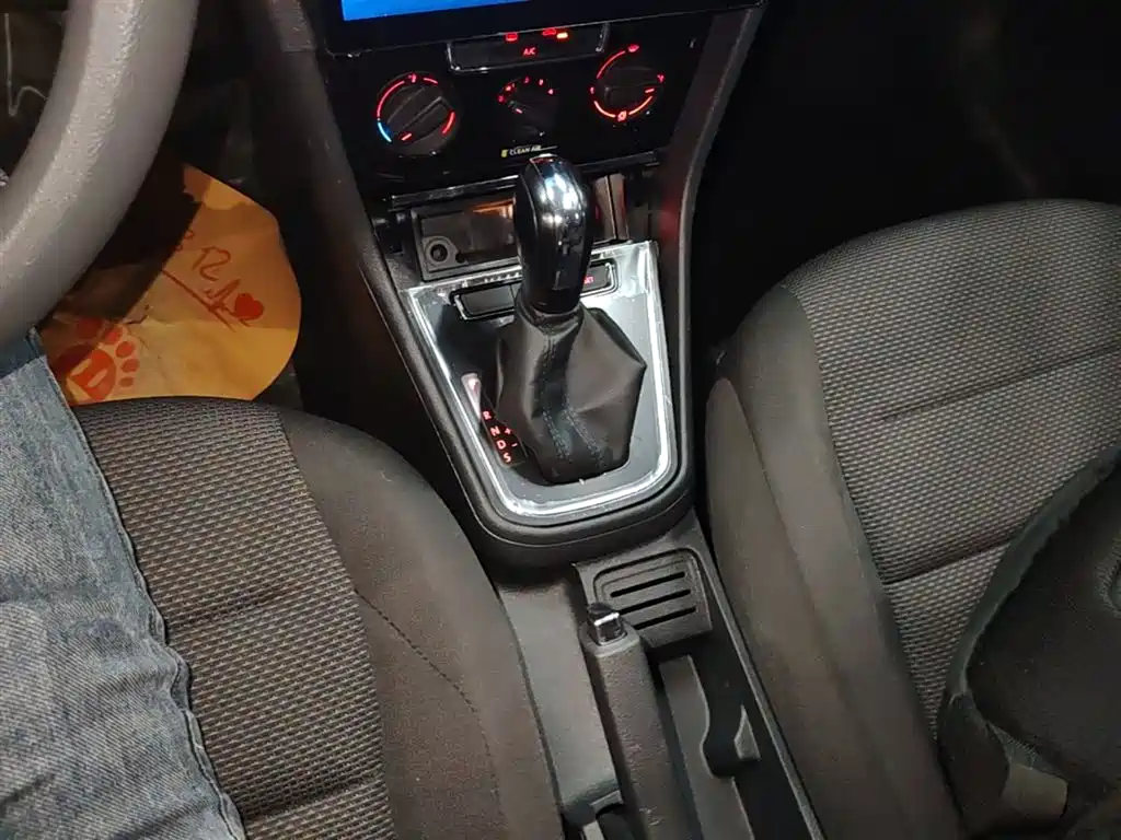 Volkswagen Bora 2019 Facelift Bora Legend 1.5L Automatic Fashion Type China VI фото 14