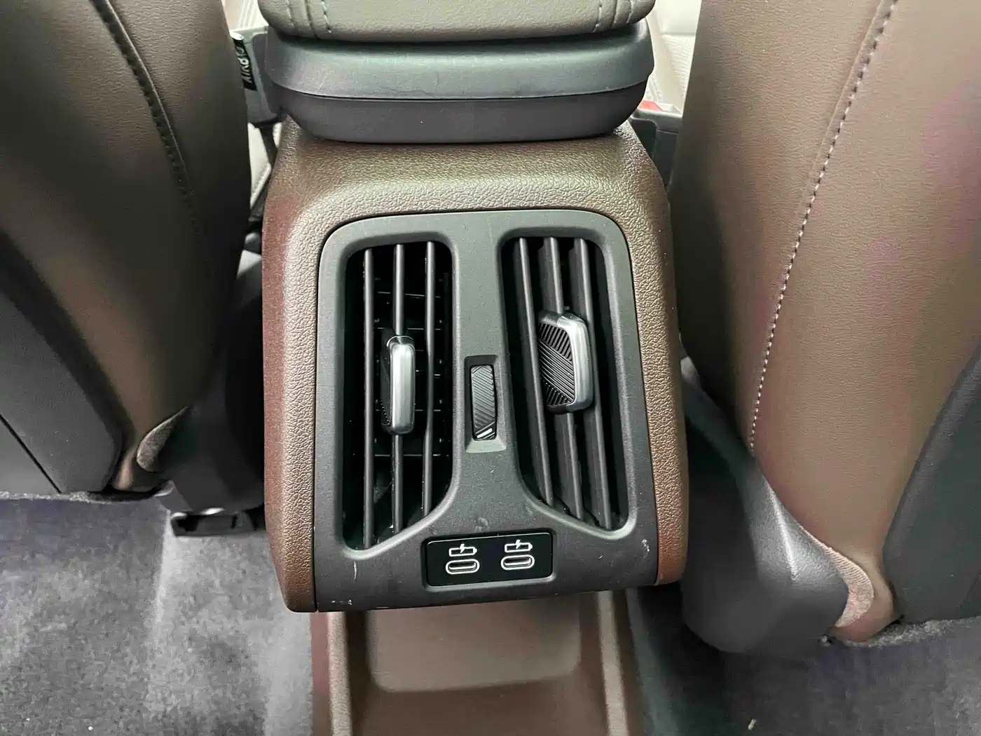 BMW X1 2023 sDrive20Li X Design Package фото 11