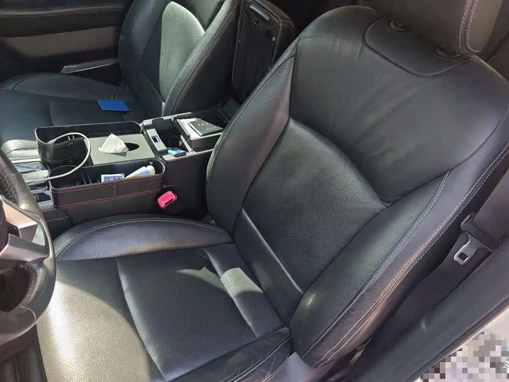 Subaru Outback 2016 2.5i Luxury Navigation Edition фото 8