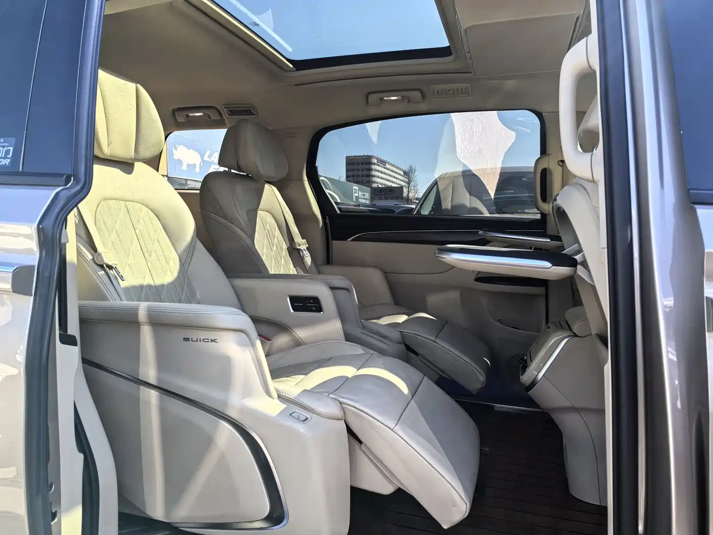 Buick GL8 2023 ES Landmaster Luxury Harmony Edition фото 17