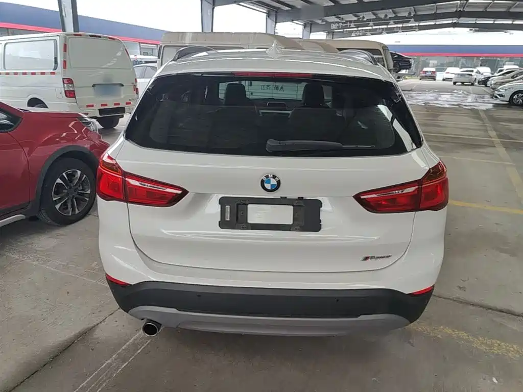 BMW X1 2016 sDrive18Li Fashion Model фото 6