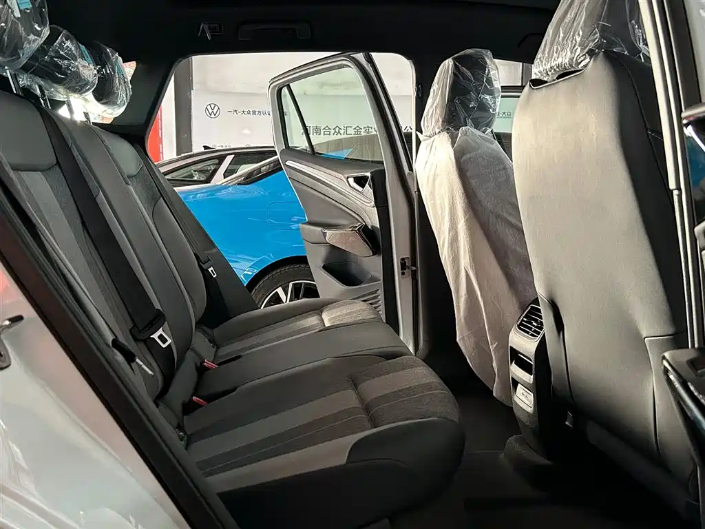 VOLKSWAGEN ID.4 CROZZ