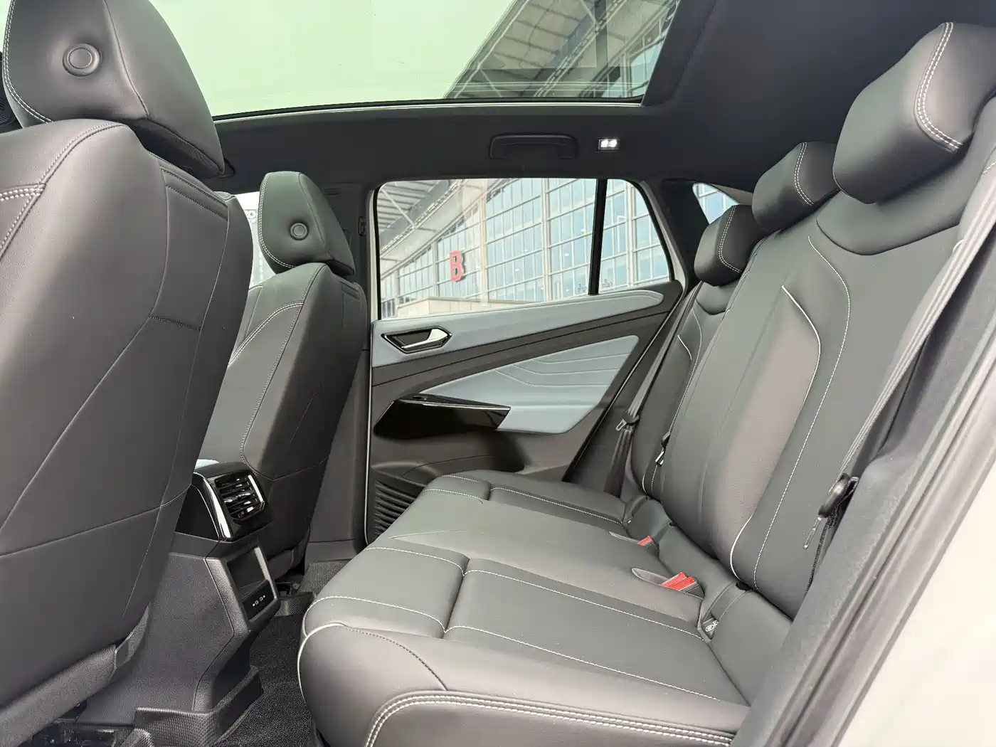 Volkswagen ID.4 X 2025 Smart Pure Intelligent Edition фото 11