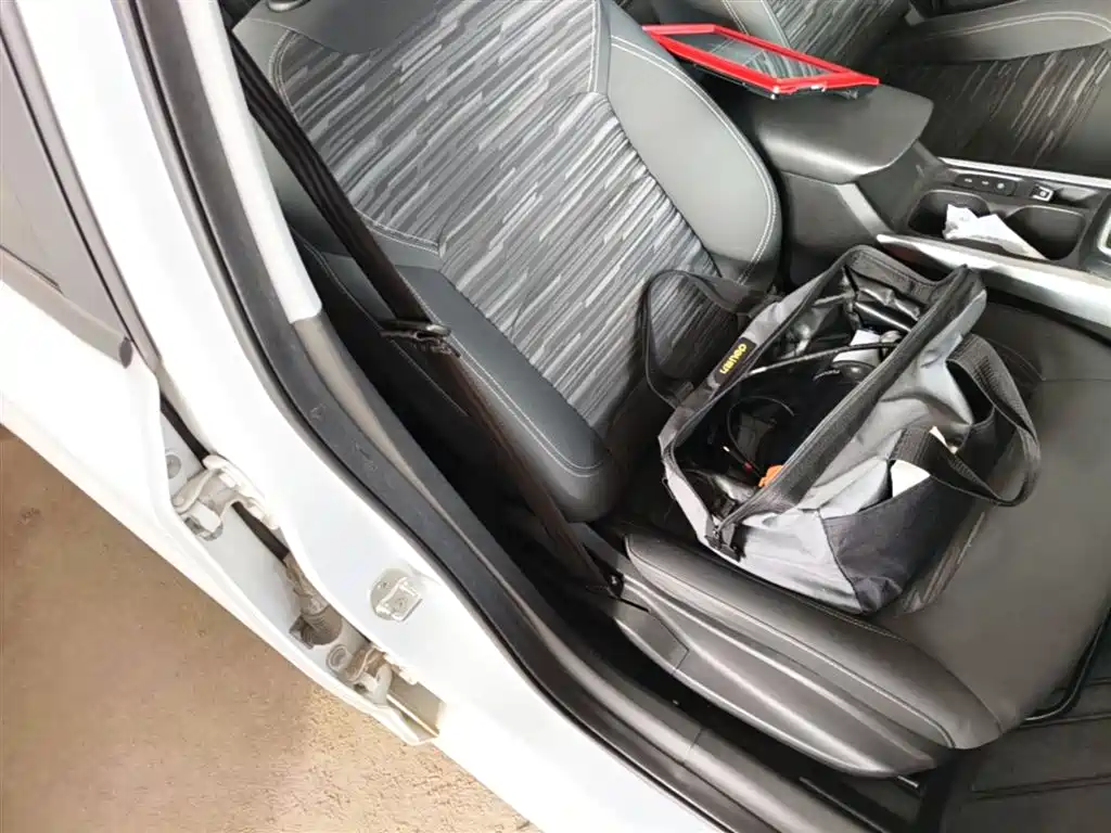 Chevrolet Monza 2023 1.5L DCT Enjoyment Edition фото 25