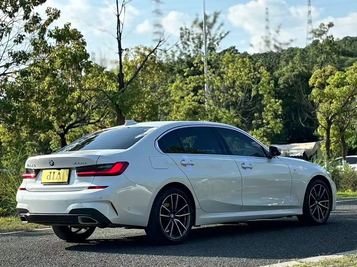 BMW 3 Series 2021 325Li M Sport Package фото 4