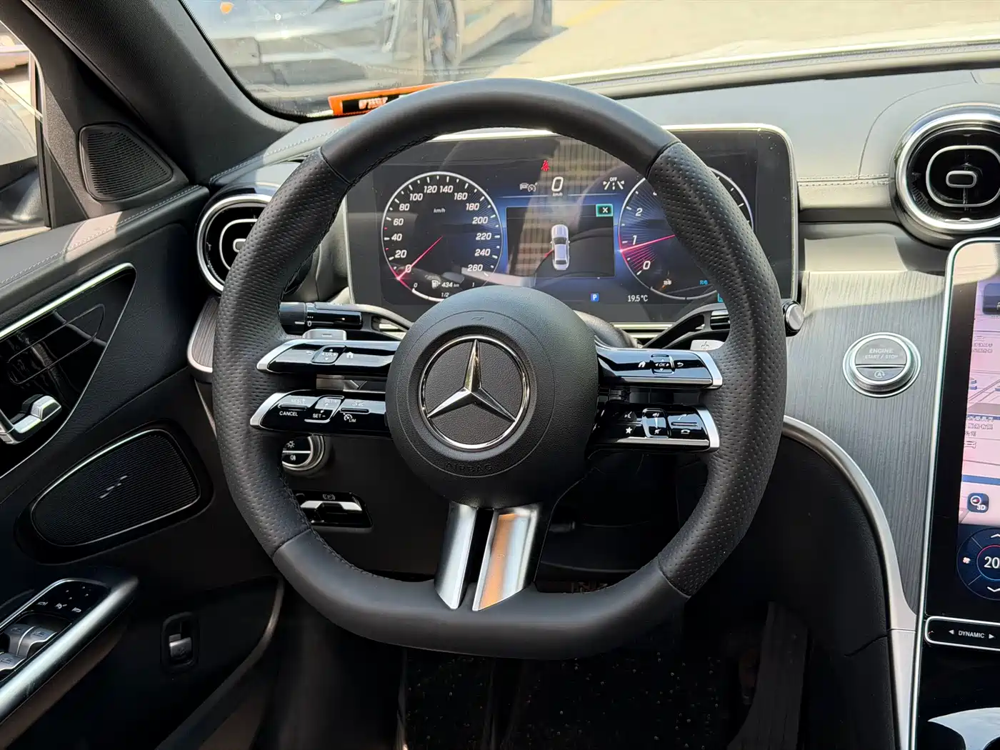 Mercedes-Benz C-Class 2023 C 200 L Sport фото 16