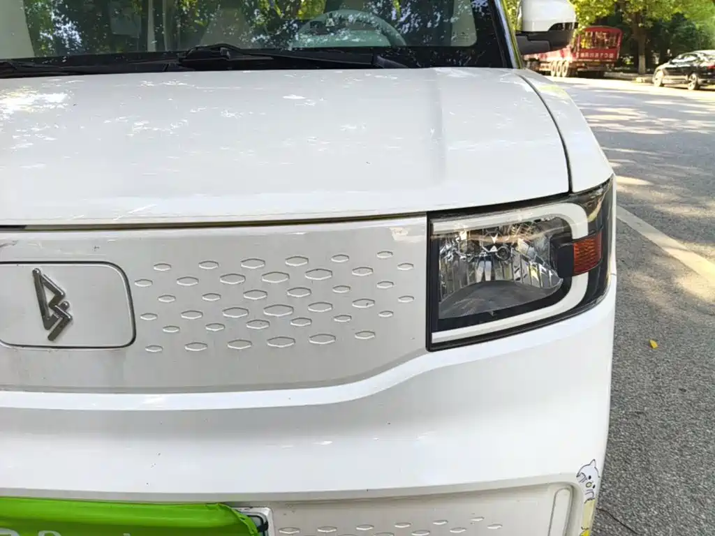 Lingbao Auto Lingbao Uni 2023 2022 Super Sweet Edition