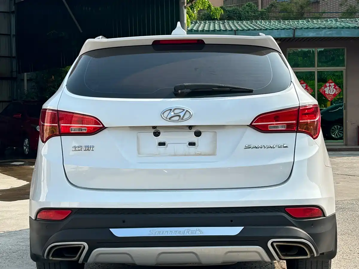 Hyundai Santa Fe 2013 Model 2.4L Automatic 2WD Comfort фото 8