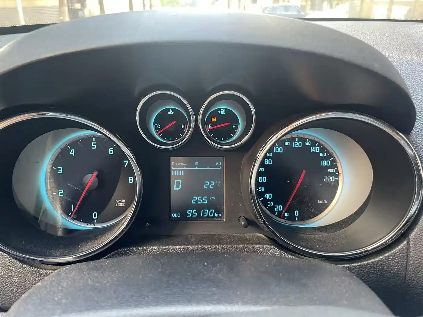 Changan CS35 2015 2015 1.6L Automatic Luxury (China V)