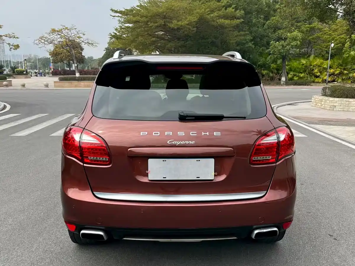 Porsche Cayenne 2011 Cayenne 3.0T фото 8