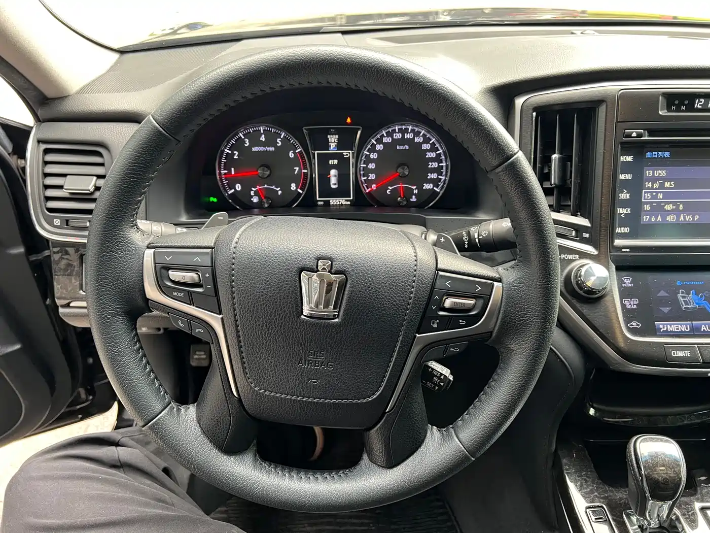 Toyota Crown 2018 2.0T Fashion Edition фото 12