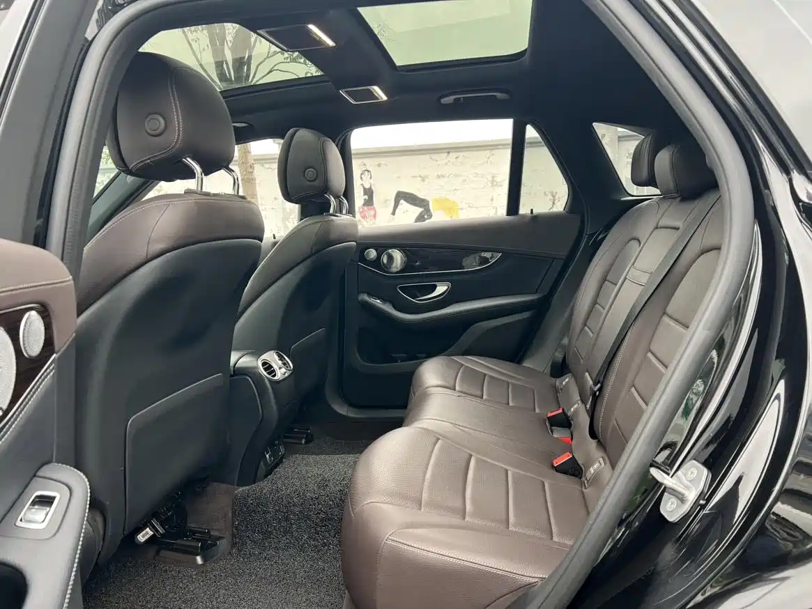 Mercedes-Benz GLC 2019 GLC 260 4MATIC Dynamic фото 13