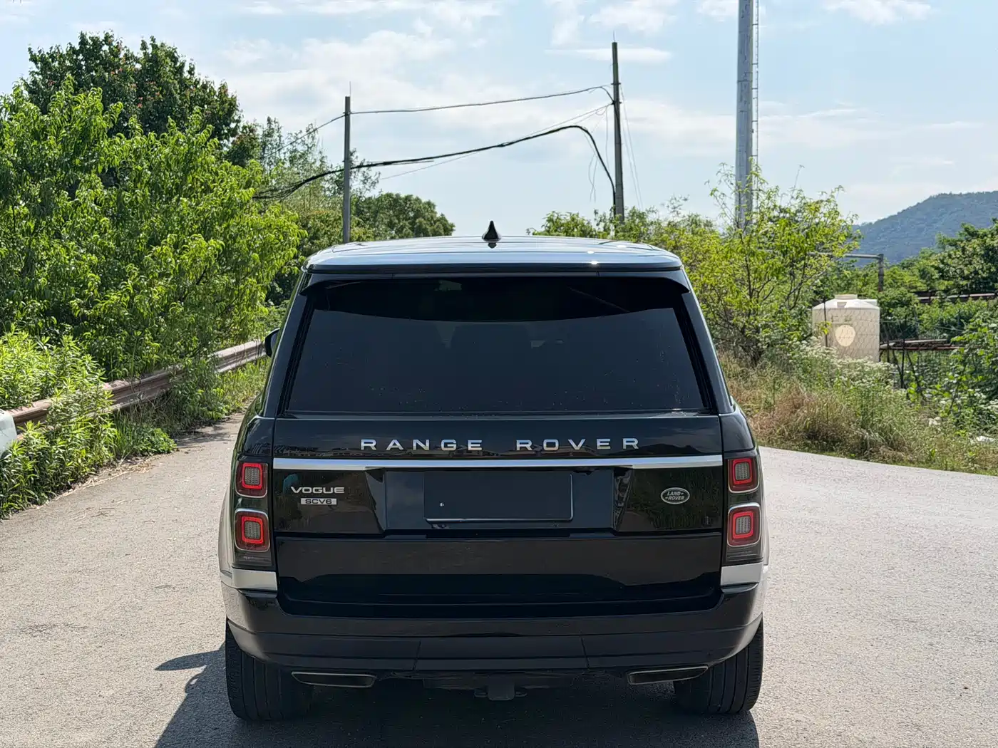 Land Rover Range Rover 2022 3.0 L6 360PS Golden Age Edition фото 8