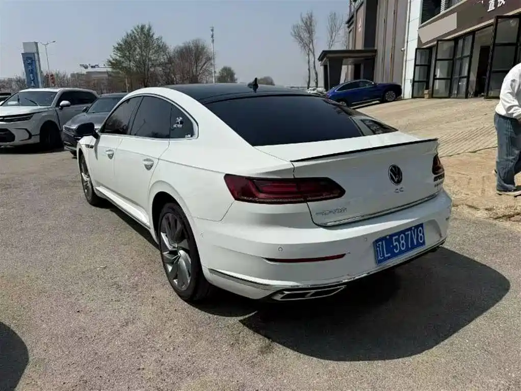 Volkswagen FAW-Volkswagen CC 2021 380TSI Eye-catching Edition фото 9
