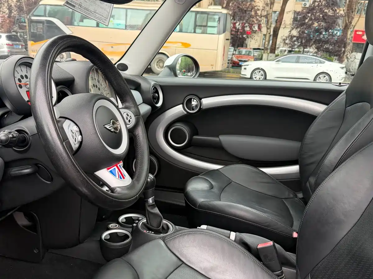 MINI MINI 2007 2007 1.6L COOPER Fun