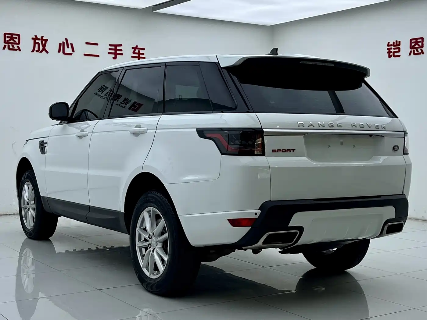 Land Rover Range Rover Sport 2016 3.0 SDV6 HSE фото 22