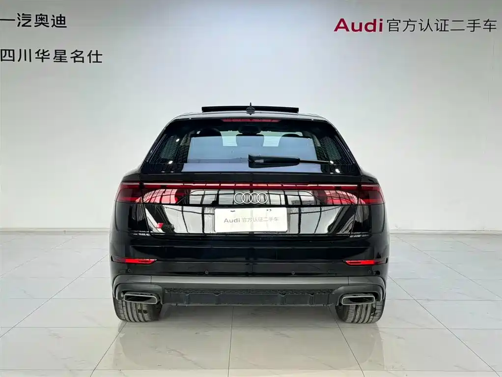 Audi Q8 2024 55 TFSI Luxury Sport фото 5