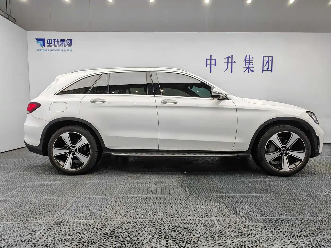 Mercedes-Benz GLC 2021 GLC 300 L 4MATIC Luxury фото 7
