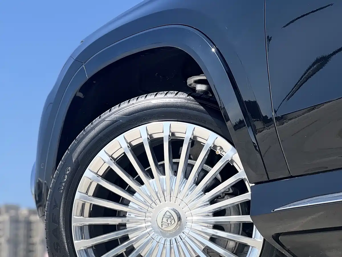 MERCEDES-BENZ GLS