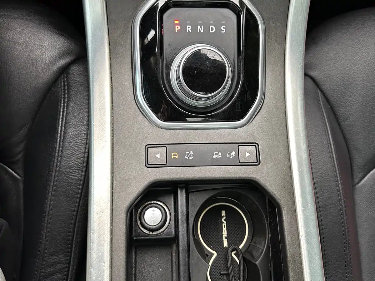 Land Rover Range Rover Evoque (Import) 2014 2.0T 5-door Brilliance Premium фото 26
