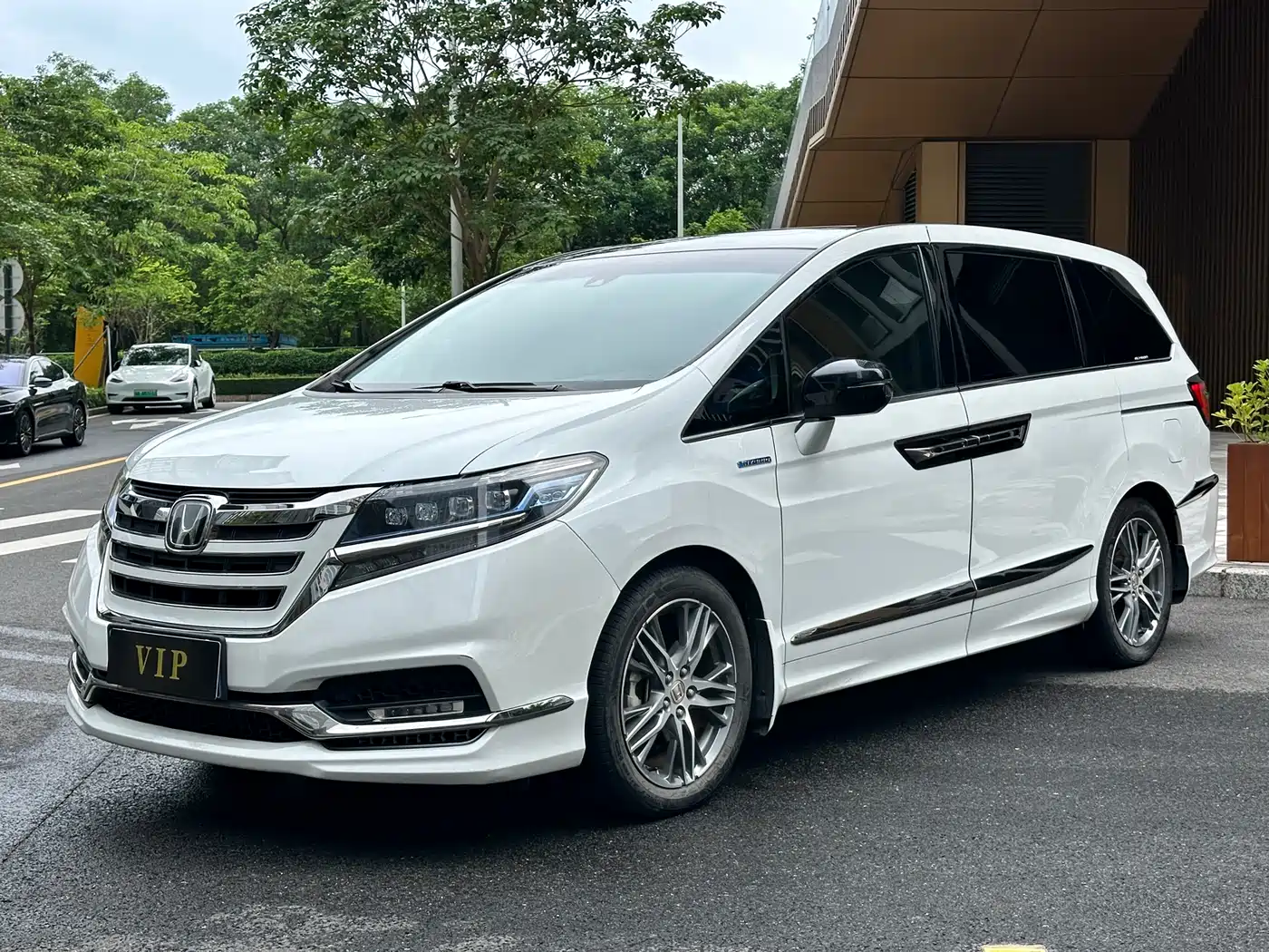 Honda Elysion 2019 2.0L Hybrid Comfort Edition