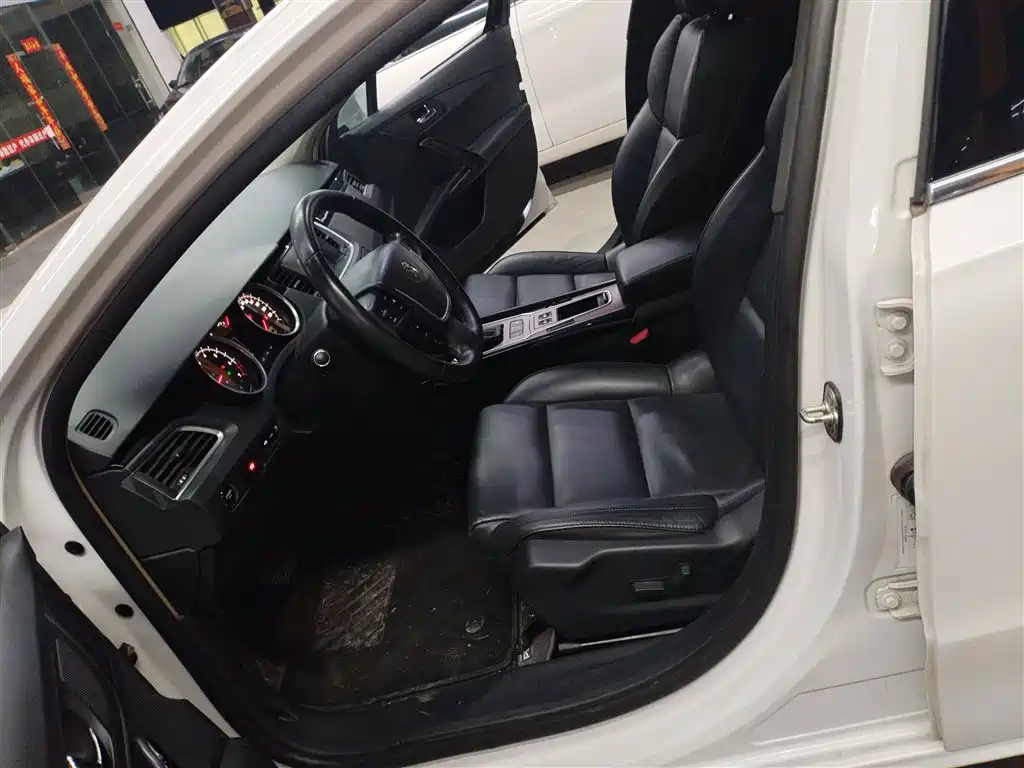 Peugeot 508 2015 1.6THP Auto Excellence Edition фото 11