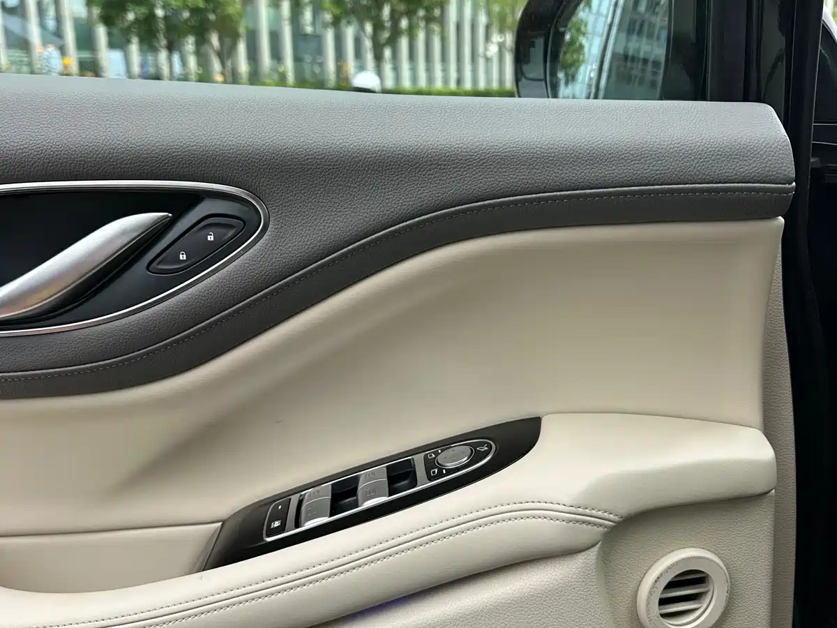 Voyah Auto Voyah Dreamer 2025 PHEV 4WD Kunpeng Premium Edition фото 4