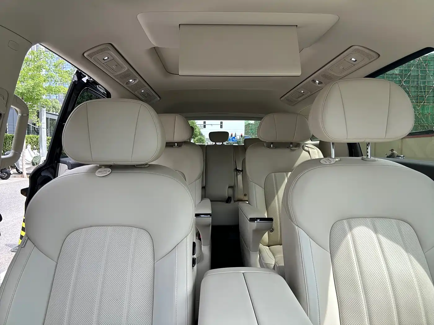 Voyah Auto Voyah Dreamer 2025 PHEV 4WD Kunpeng Premium Edition фото 6