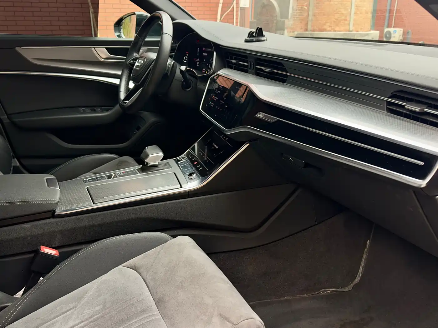 Audi A6L 2024 40 TFSI Luxury Dynamic фото 15