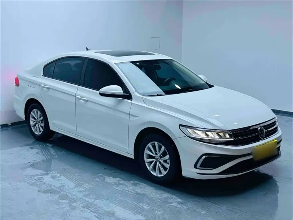 Volkswagen Bora 2023 1.5L Auto Free Ride Limited Edition фото 5