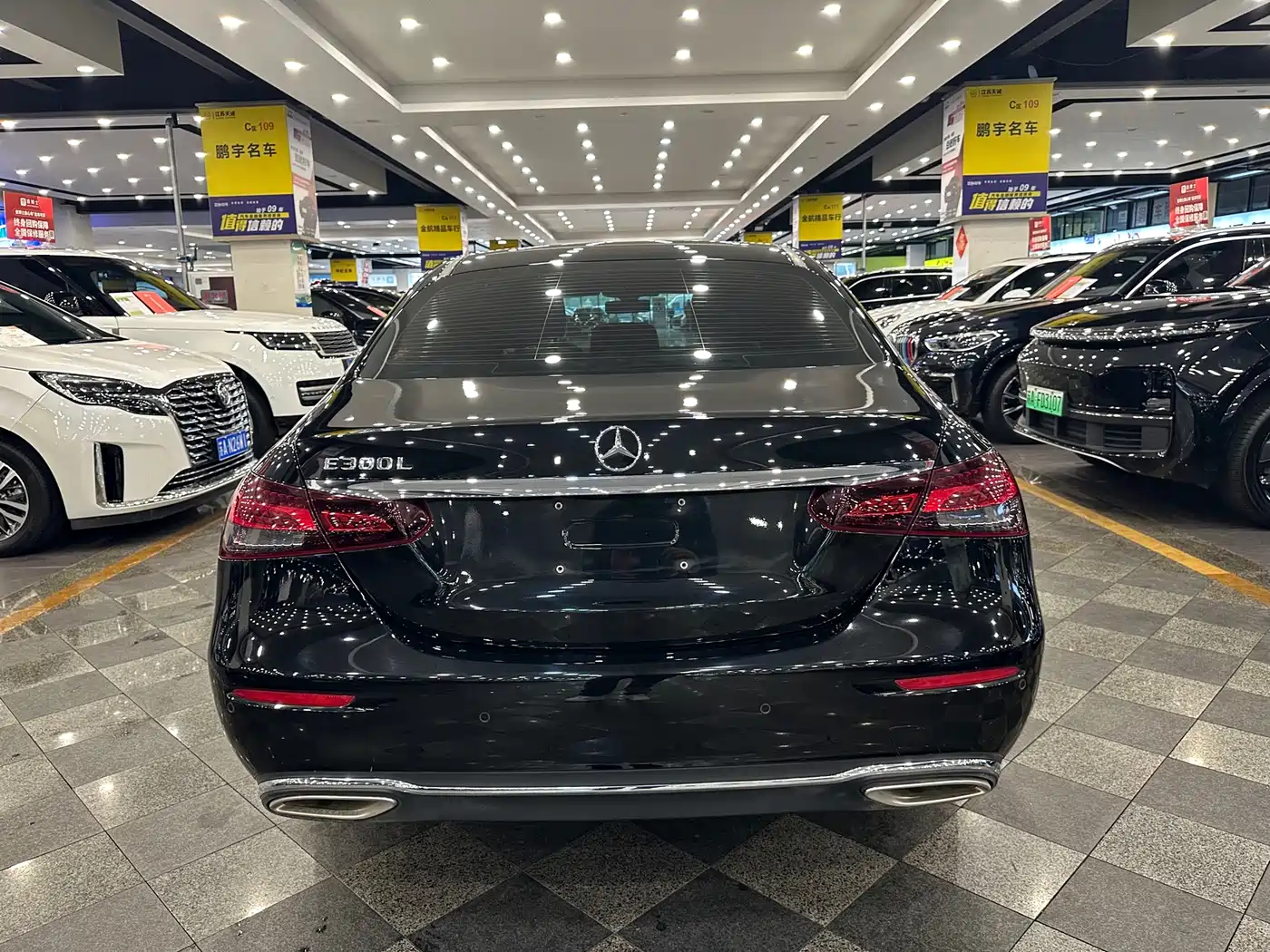 MERCEDES-BENZ E CLASS