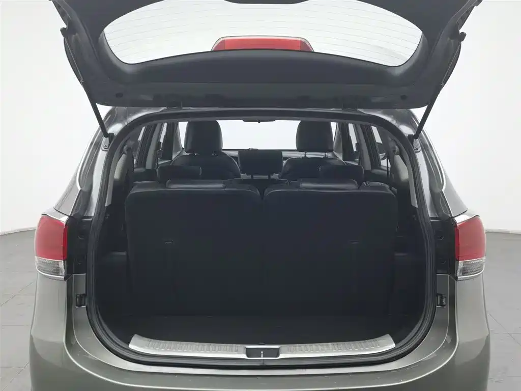 Kia Carens 2013 2.0L 7-Seat Auto Standard China IV фото 16