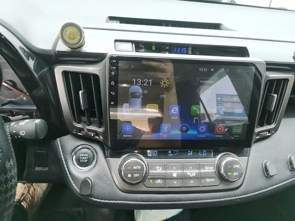 Toyota RAV4 Rongfang 2015 2.5L Automatic 4WD Luxury Edition фото 13