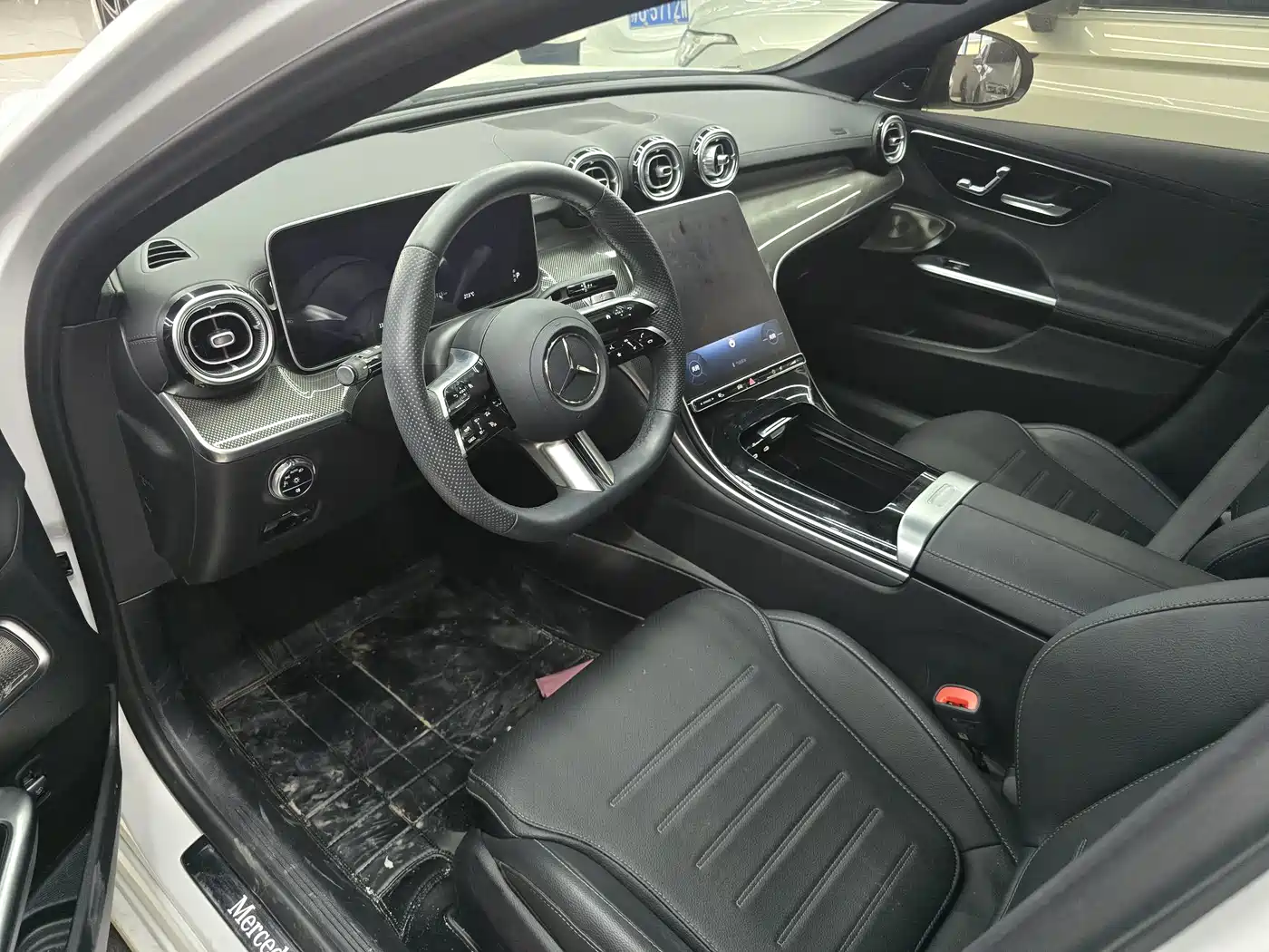 Mercedes-Benz C-Class 2023 C 260 L Night Edition Sport фото 6