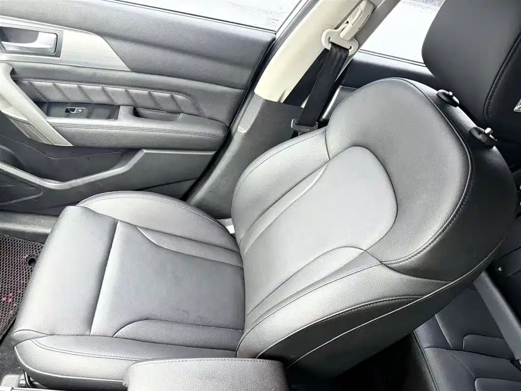 Haval H2 2016 Red Label 1.5T Manual 2WD Luxury фото 5