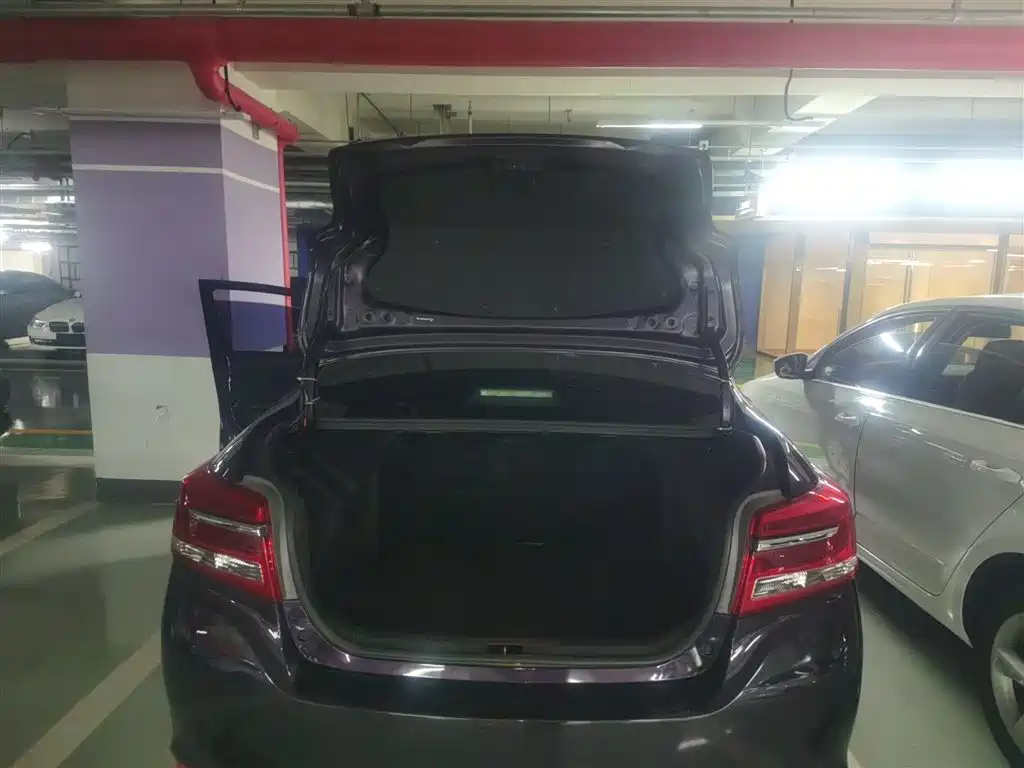 Toyota Vios 2017 1.3L CVT Sharp фото 19