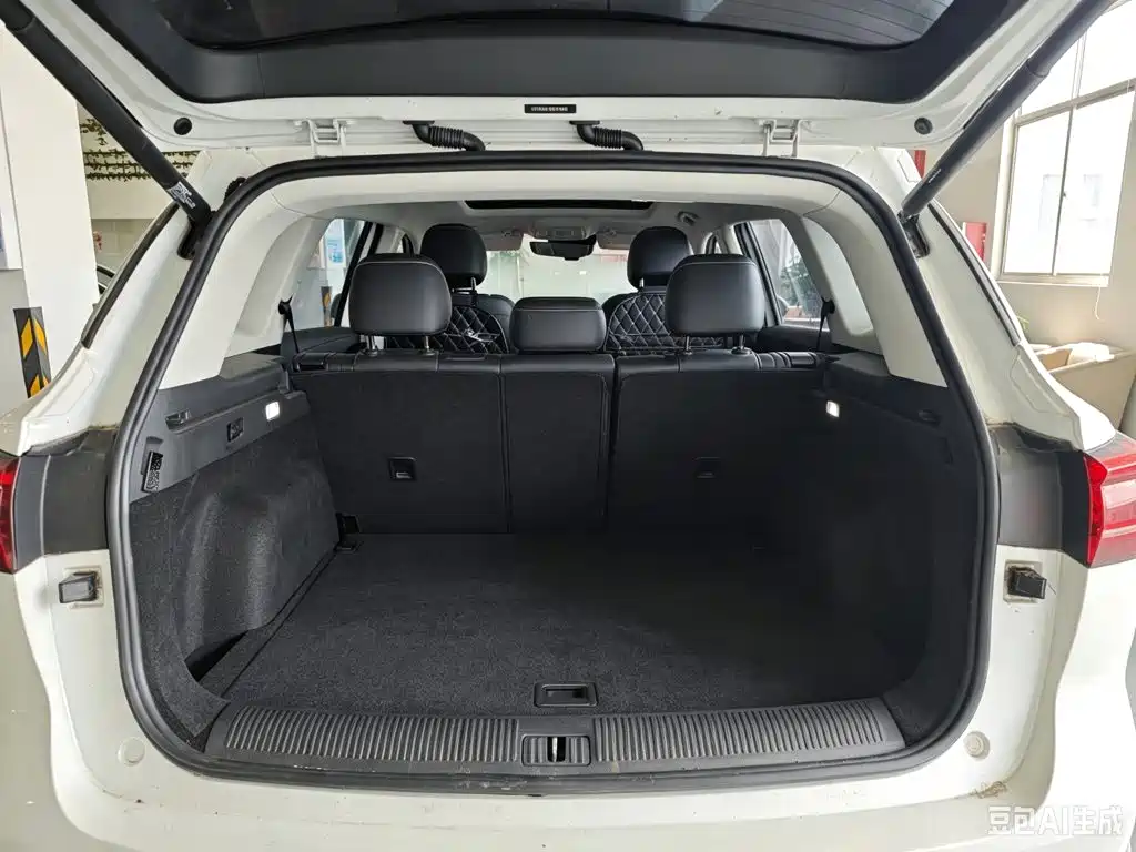 Roewe RX5 eMAX 2022 2022 1.5T PHEV Fearless Honor Edition