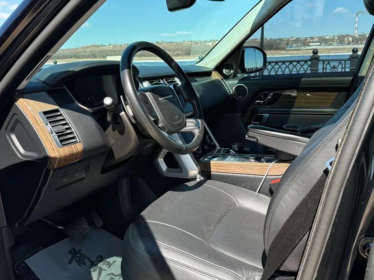 Фото 8 - Land Rover Range Rover