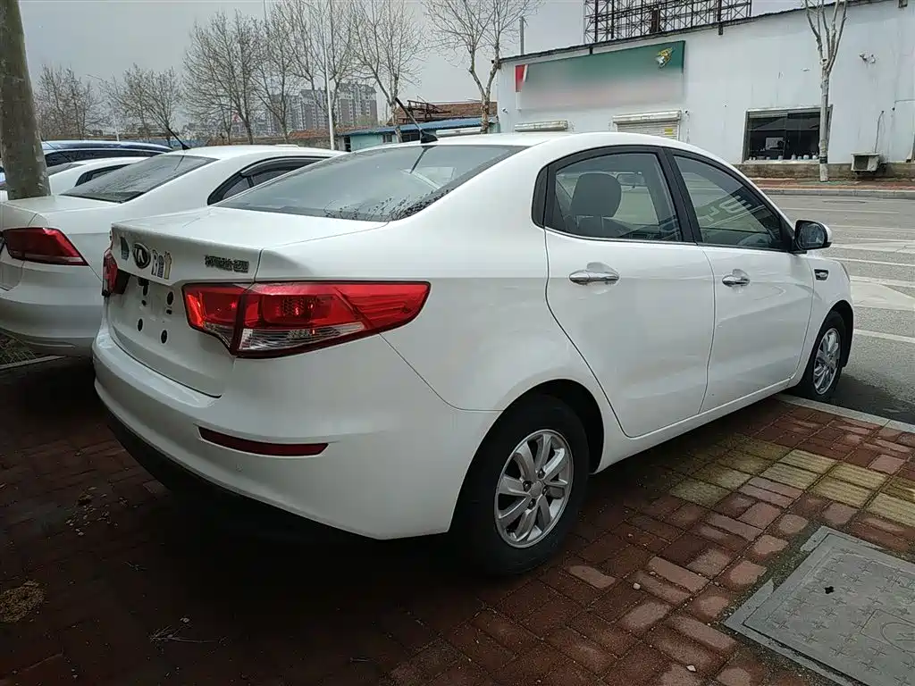 Kia K2 2015 Sedan 1.4L MT GLS фото 7